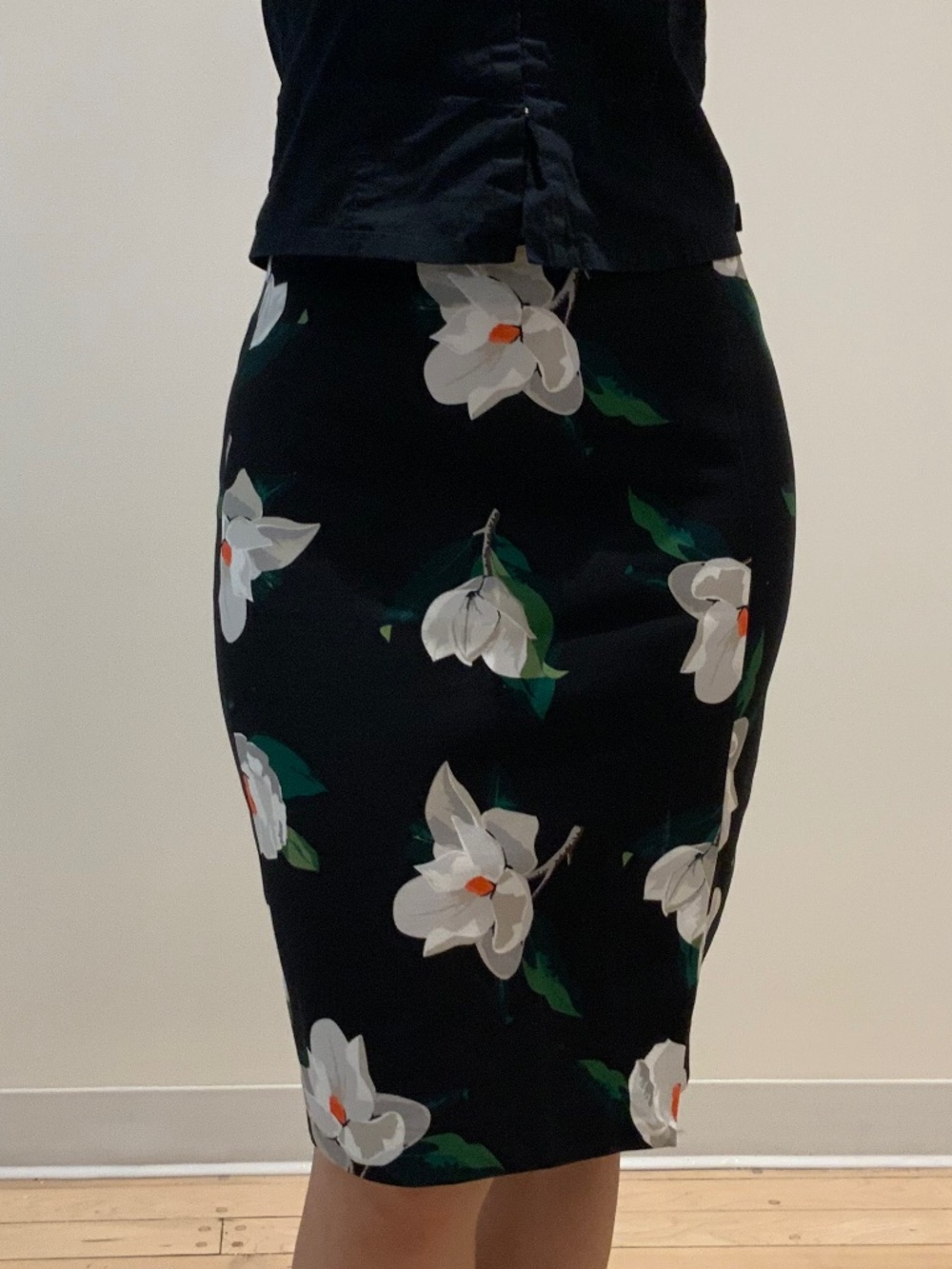 Combo Banana Republic: 2 skirts, size 6